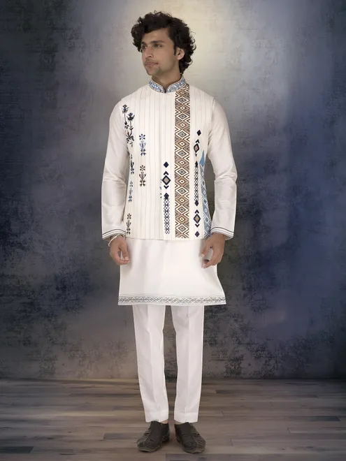 Off white silk printed waistcoat set with thresd detailing