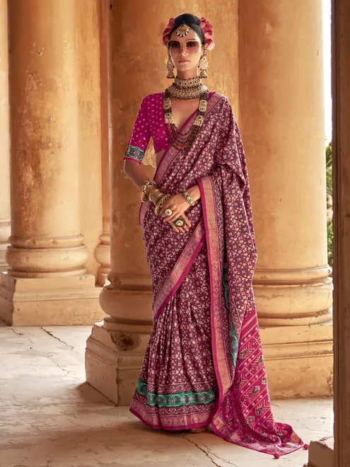 Onion pink charming patola saree