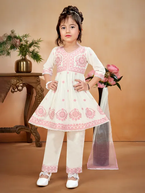 Pink and white cotton silk suit with V neckline