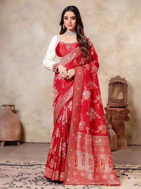 Red dola silk zari weaving saree for wedding