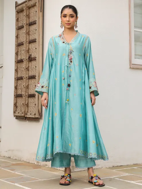 Sky blue embroidery kurti set in chanderi silk