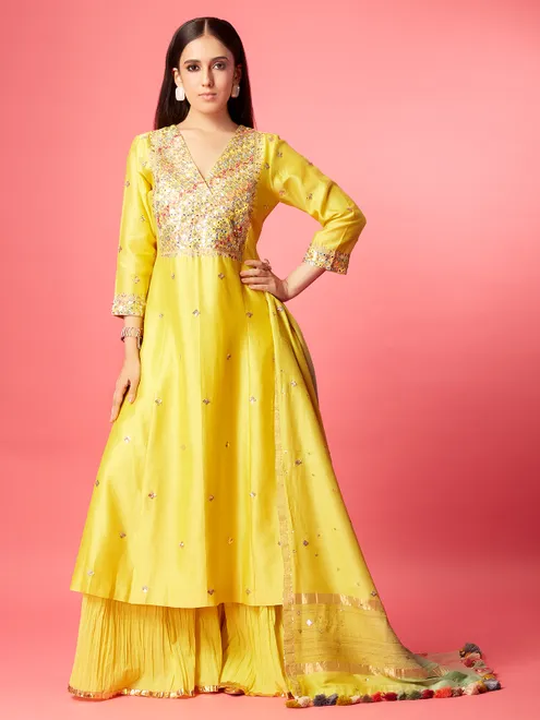 Trendy yellow silk palazzo suit