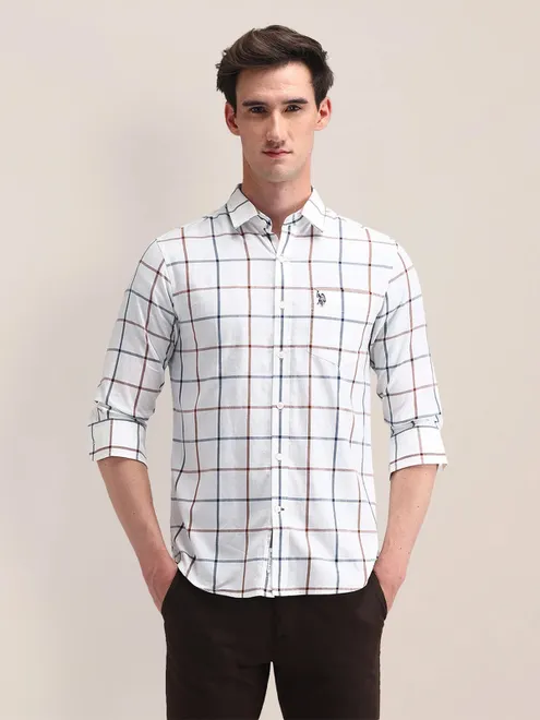 U S POLO ASSN white cotton shirt in checks patterm