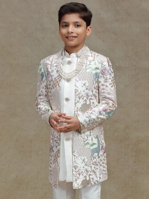 White wmbroidered silk indo western set