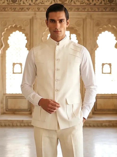 Off white cotton two pocket waistcoat
