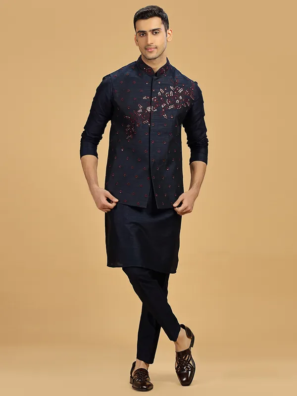Amazing navy wedding look silk waistcoat set