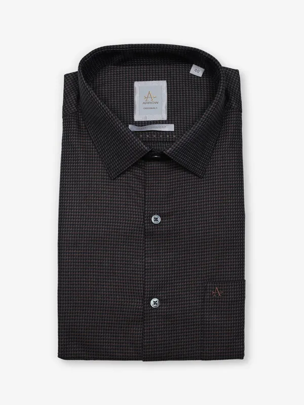 ARROW dark brown textured cotton shirt