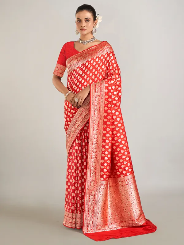 Beautiful red banarasi silk wedding wear saree