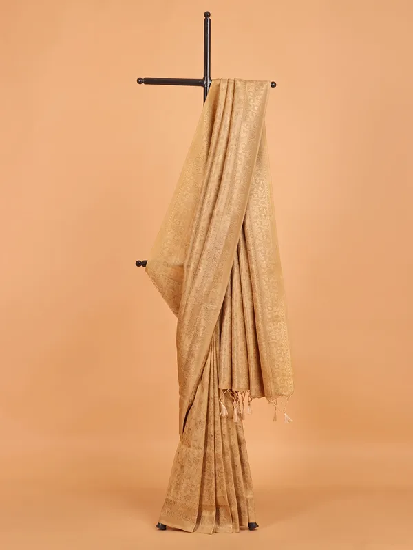 Beige kanjivaram silk zari weaving saree for festive