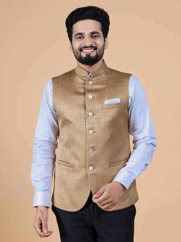 Beige texture silk waistcoat