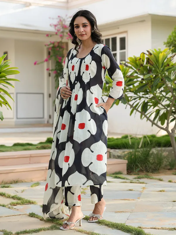 Black and white cotton kurti set
