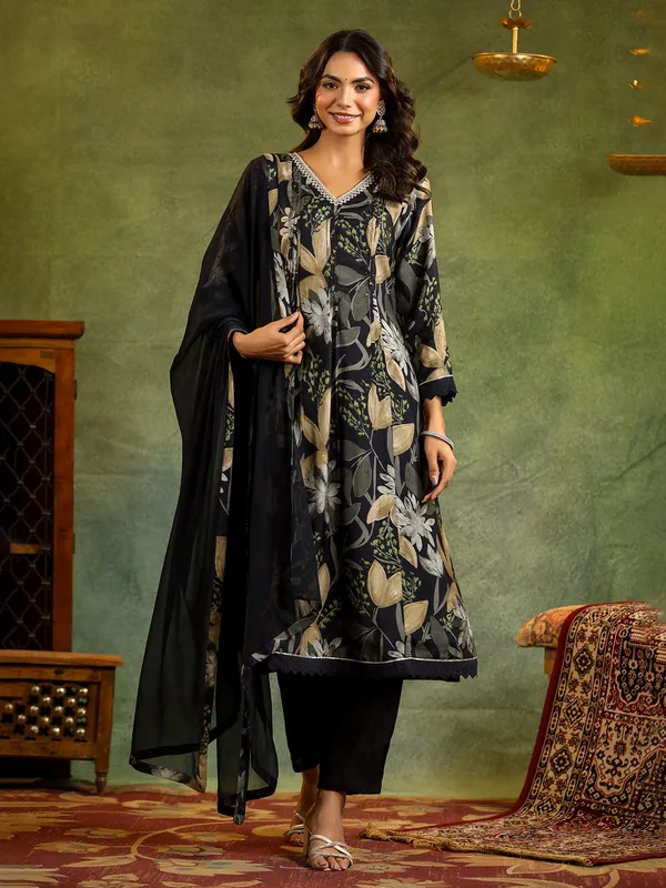 Black beauty straight kurti with printed dupatta