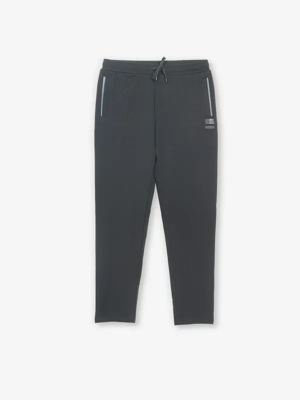 black cotton solid track pant from MAML