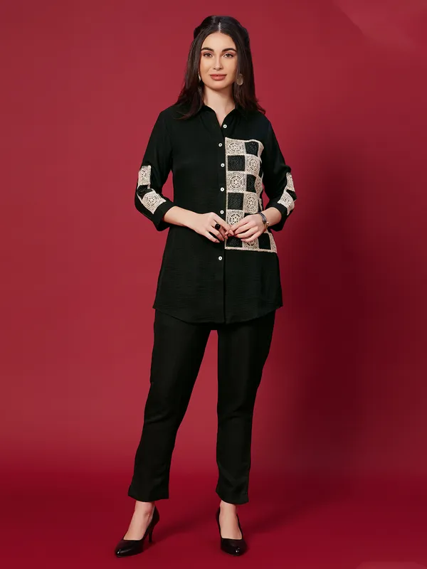 Black embroidery weaving co ord set