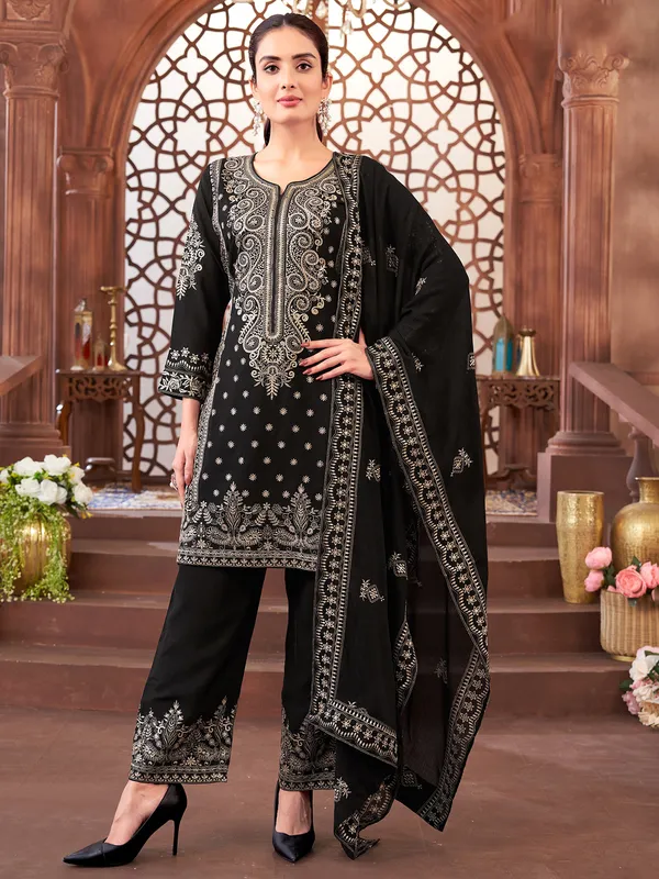 Black georgette salwar kameez for wedding