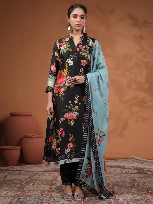 Black printed kurti set in cotton silk