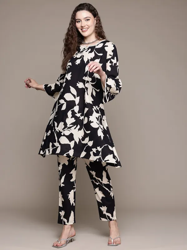 Black printed linen co-ord set