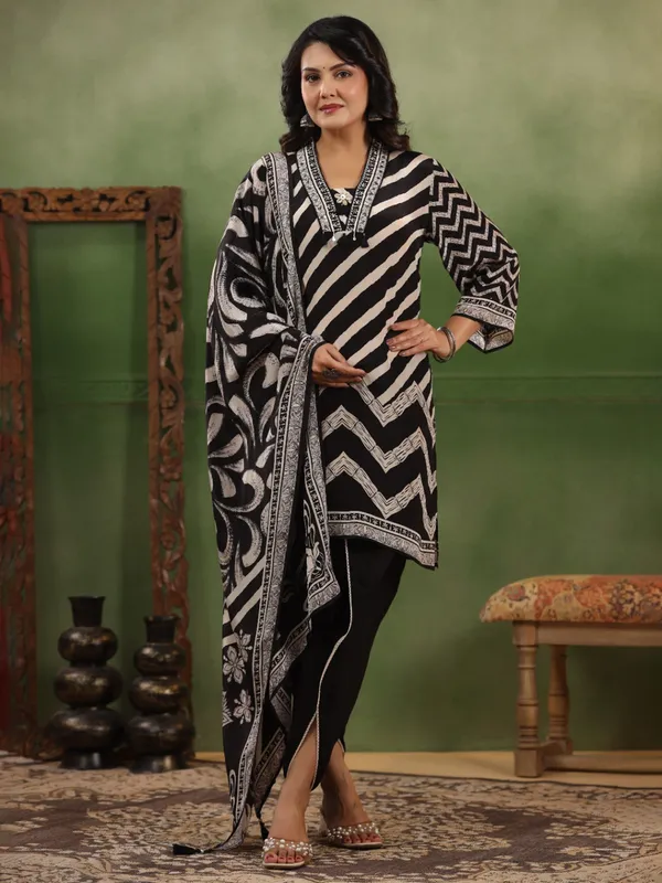 Black satin printed kurti set with print