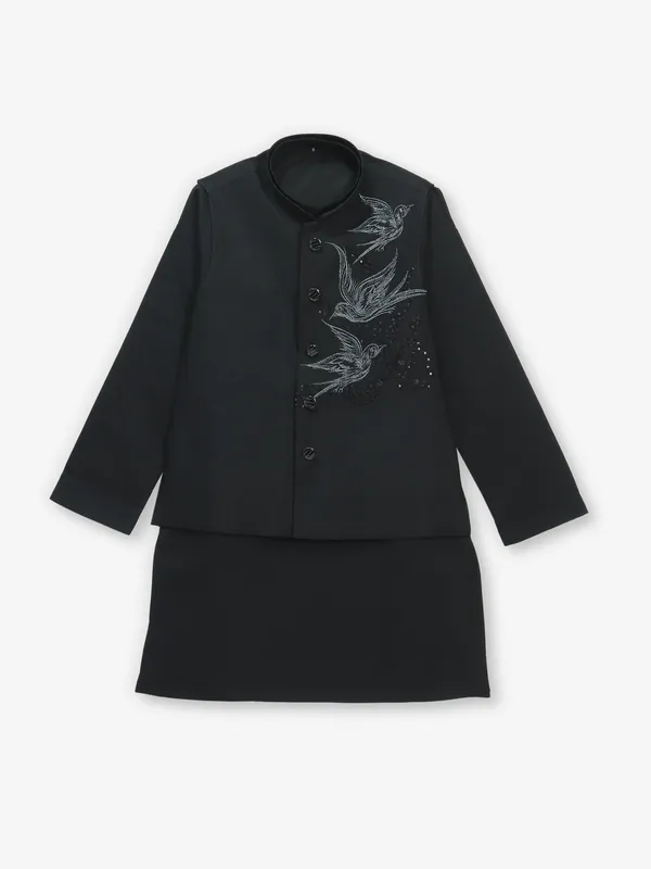 Black terry rayon waistcoat set with thread work