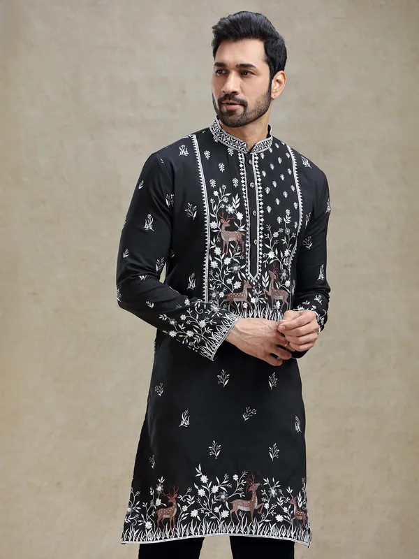 Black unique embroidery pattern kurta pajama set