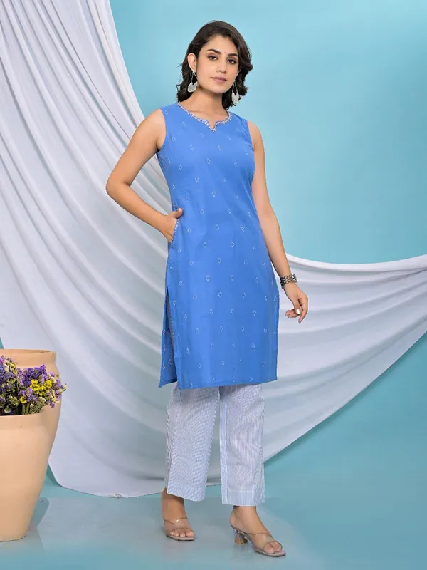 Blue cotton kurti set with print