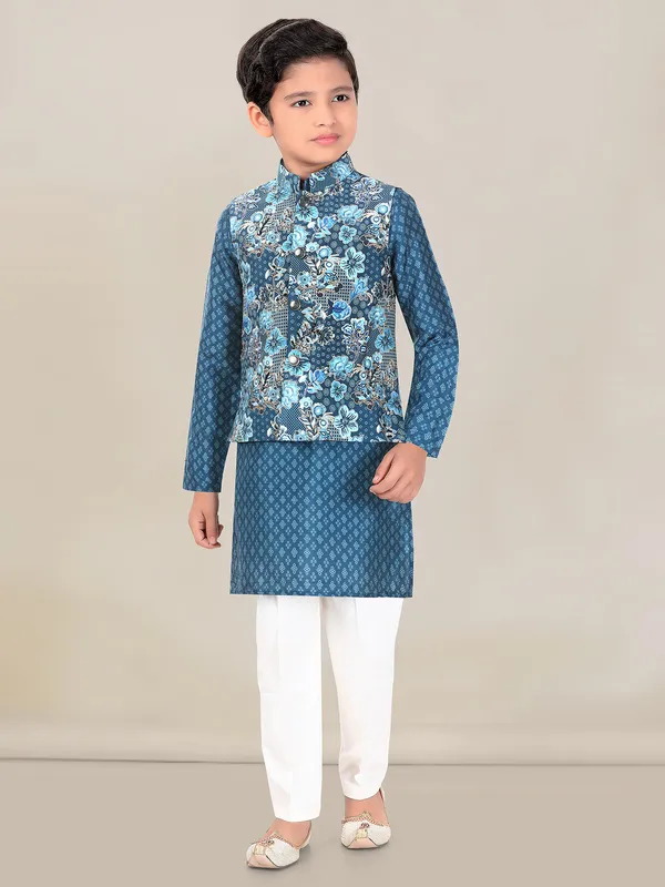 Blue silk waistcoat set with print