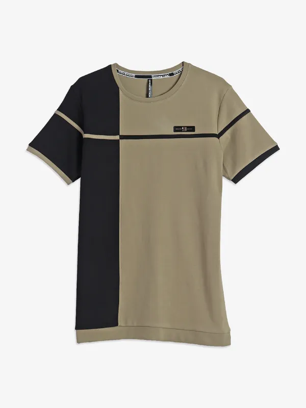 Chopstick khaki color block t-shirt