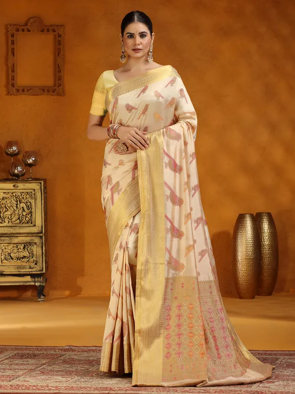 Classy beige silk saree for wedding