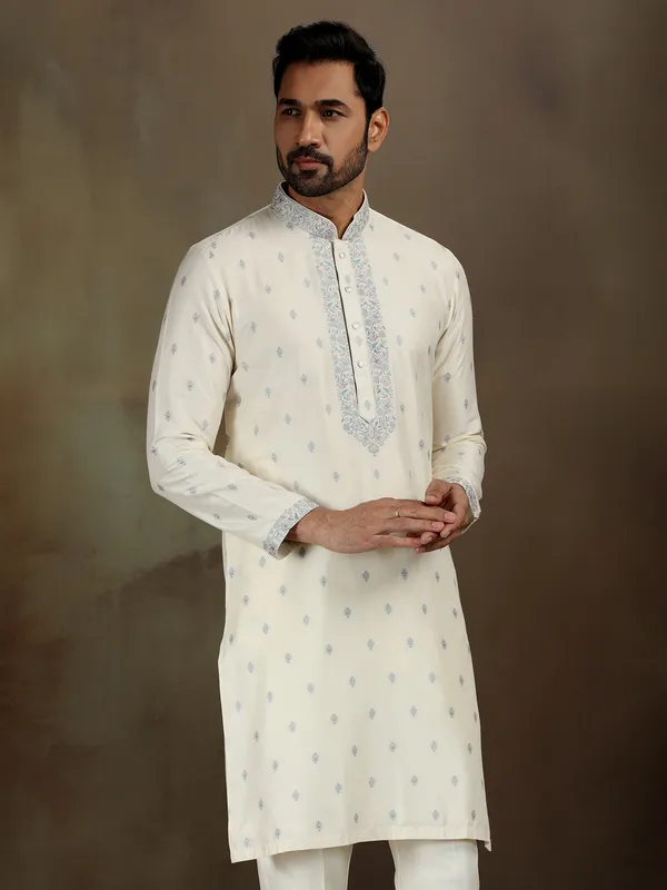 Cream banarasi silk kurta set with grace
