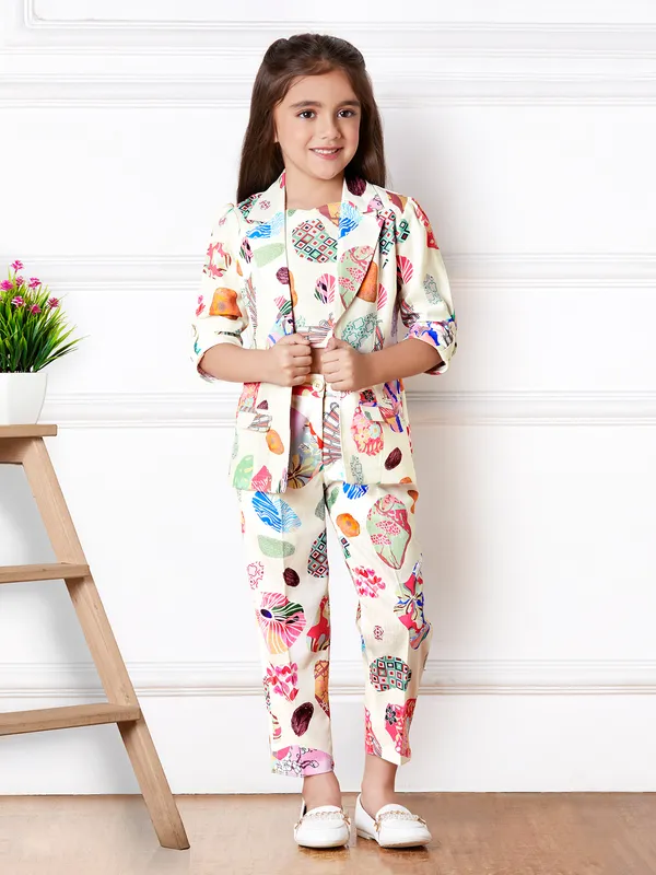 Cream printed jacket style co ord set