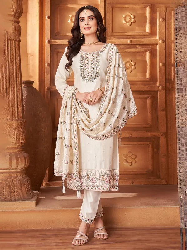 Cream resham worked salwar suit in silk