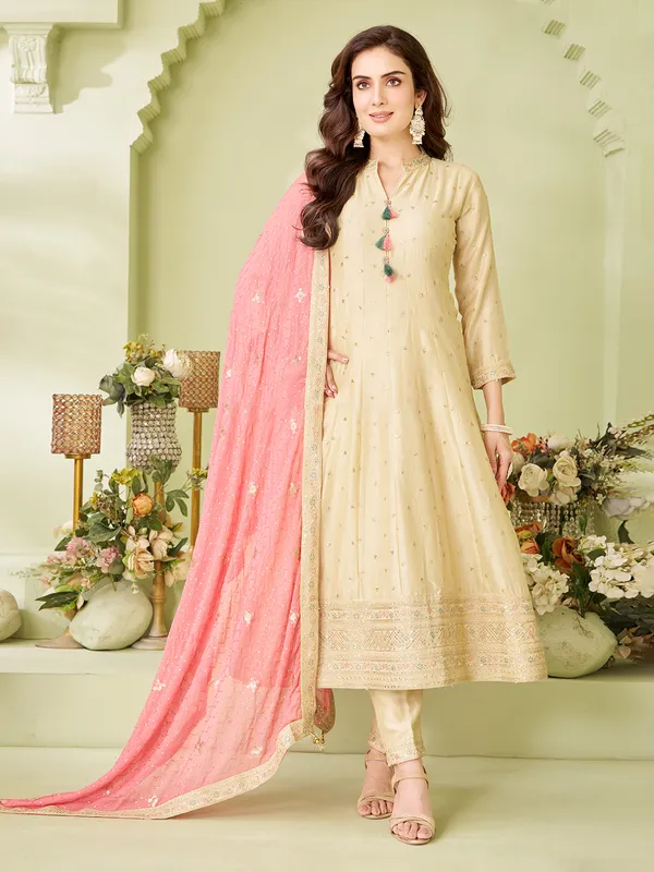 Cream silk salwar suit for wedding wear with dupatta