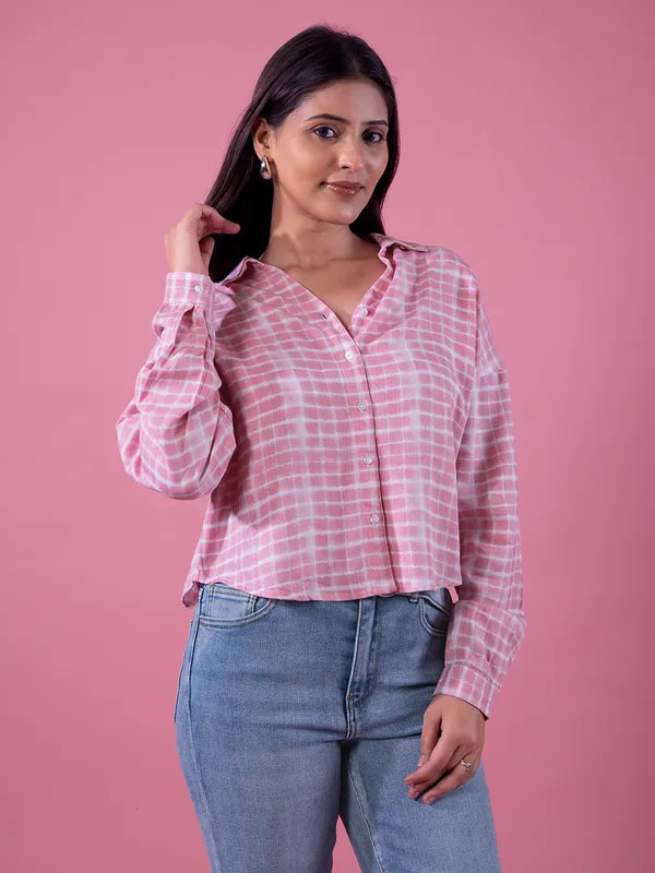 CRIMSOUNE CLUB pink printed cotton crop shirt
