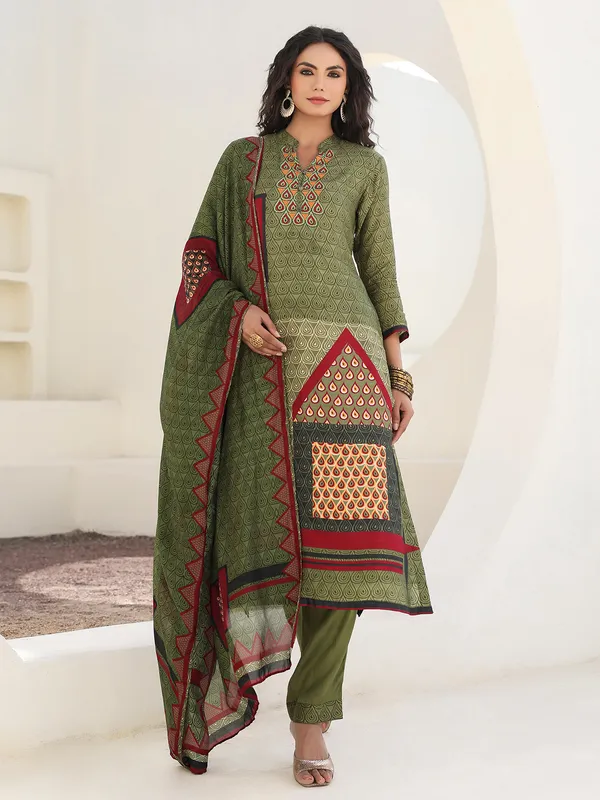 Dark olive printed kurti set in dola silk