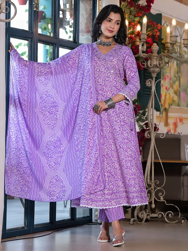 Dazzling purple cotton printed kurti set