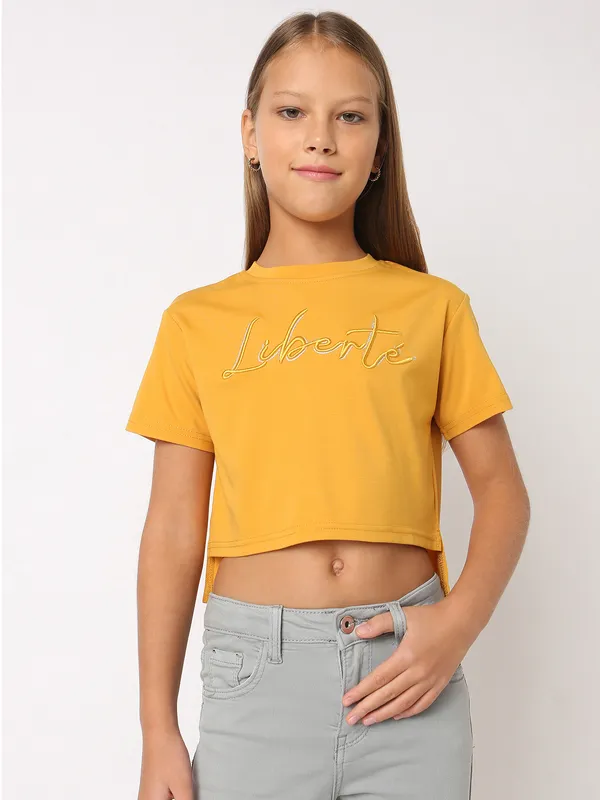 Deal mustard yellow half sleeve top