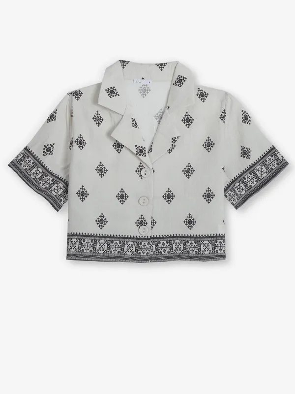 DEAL off-white georgette printed crop top