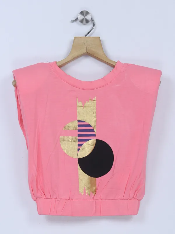 Deal pink girls top in printed for casual