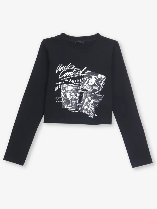 DEAL printed black cotton crop top with full sleeves