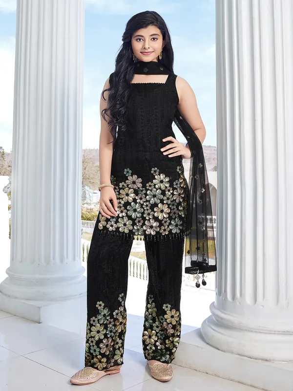 Elegant black georgette salwar suit