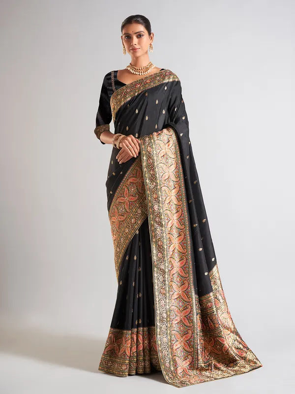 Elegant black silk saree for wedding