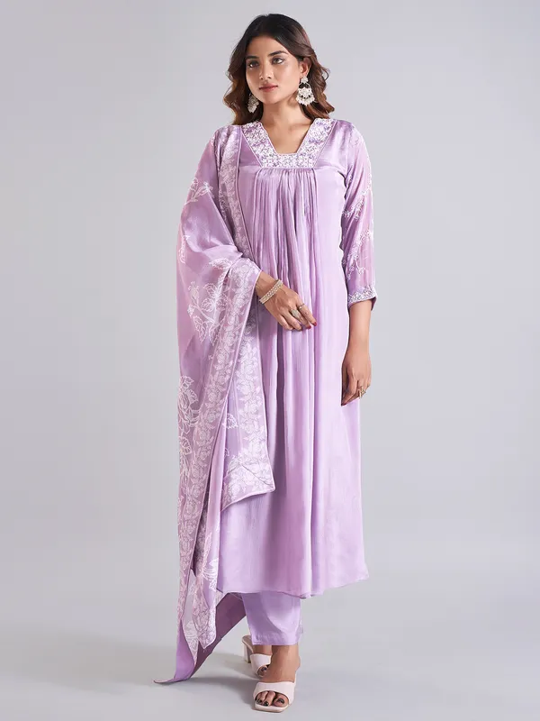 Elegant light purple georgette salwar suit
