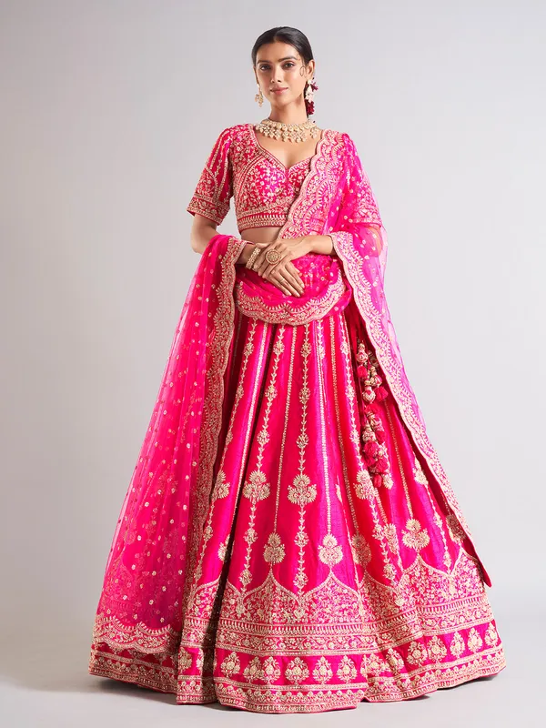 Elegant magenta lehenga choli in raw silk