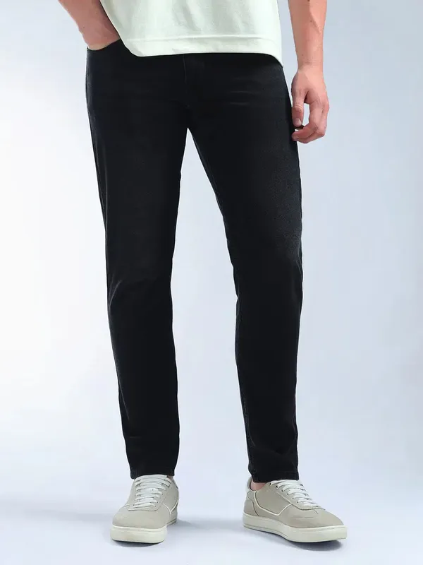 FLYING MACHINE solid black tapered fit jeans for men
