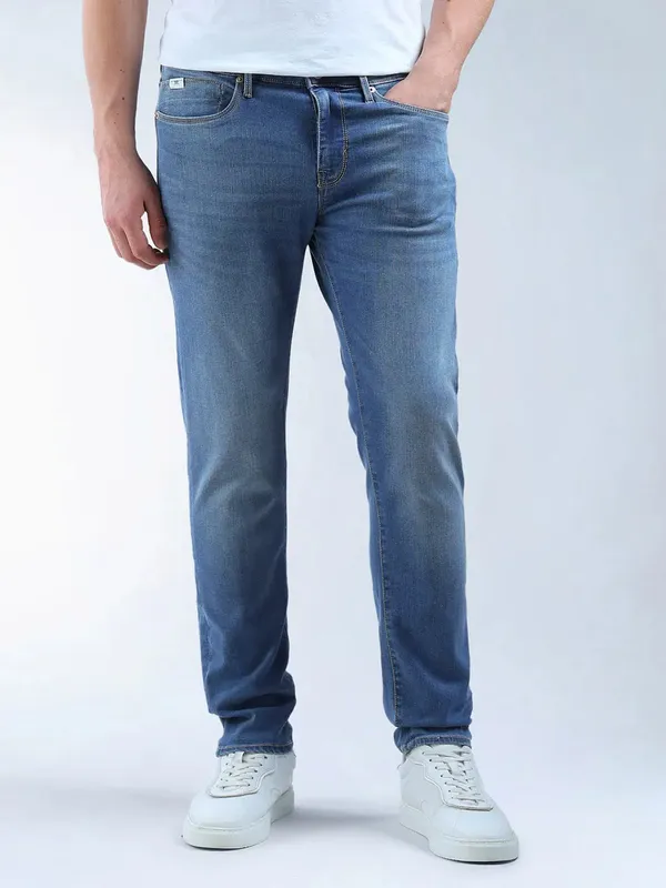 FLYING MACHINE washed slim tapered blue denim for men