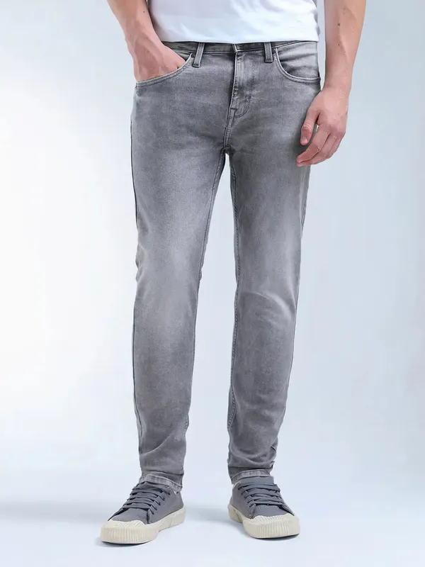 FLYING MACHINE washed slim tapered grey denim for men