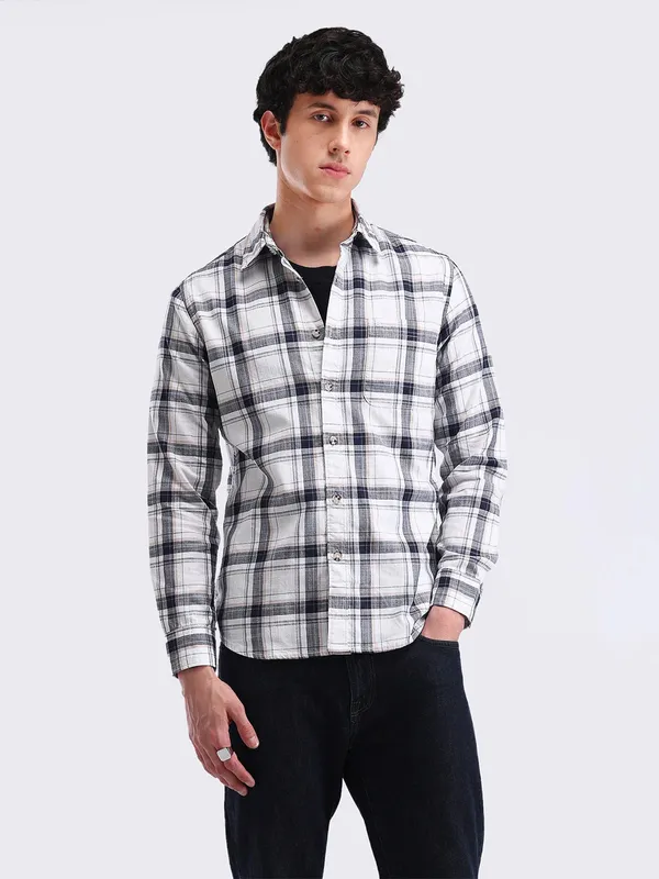 FLYING MACHINE white checks cotton slim fit shirt