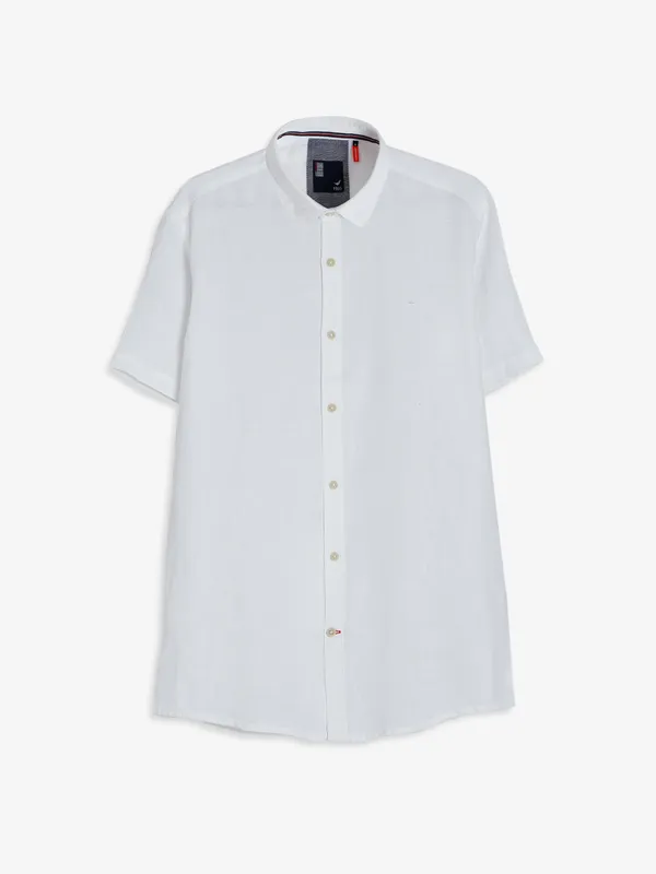 Frio white plain linen half sleeve shirt