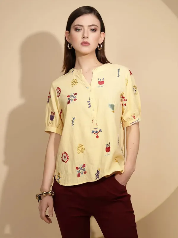GLOBAL REPUBLIC light yellow printed top