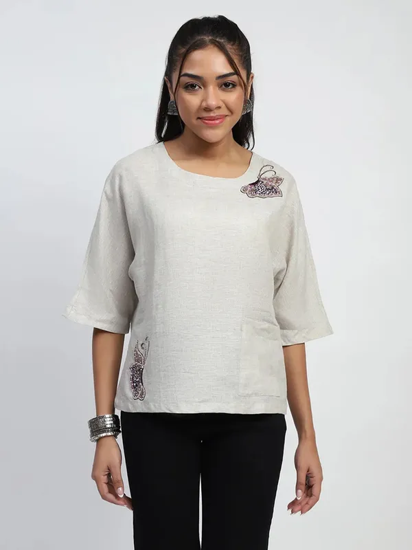 GLOBAL REPUBLIC off white cotton top